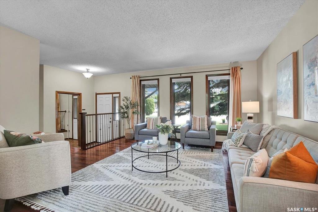 Property Photo:  410 Whitewood Bay  SK S7J 4K6 