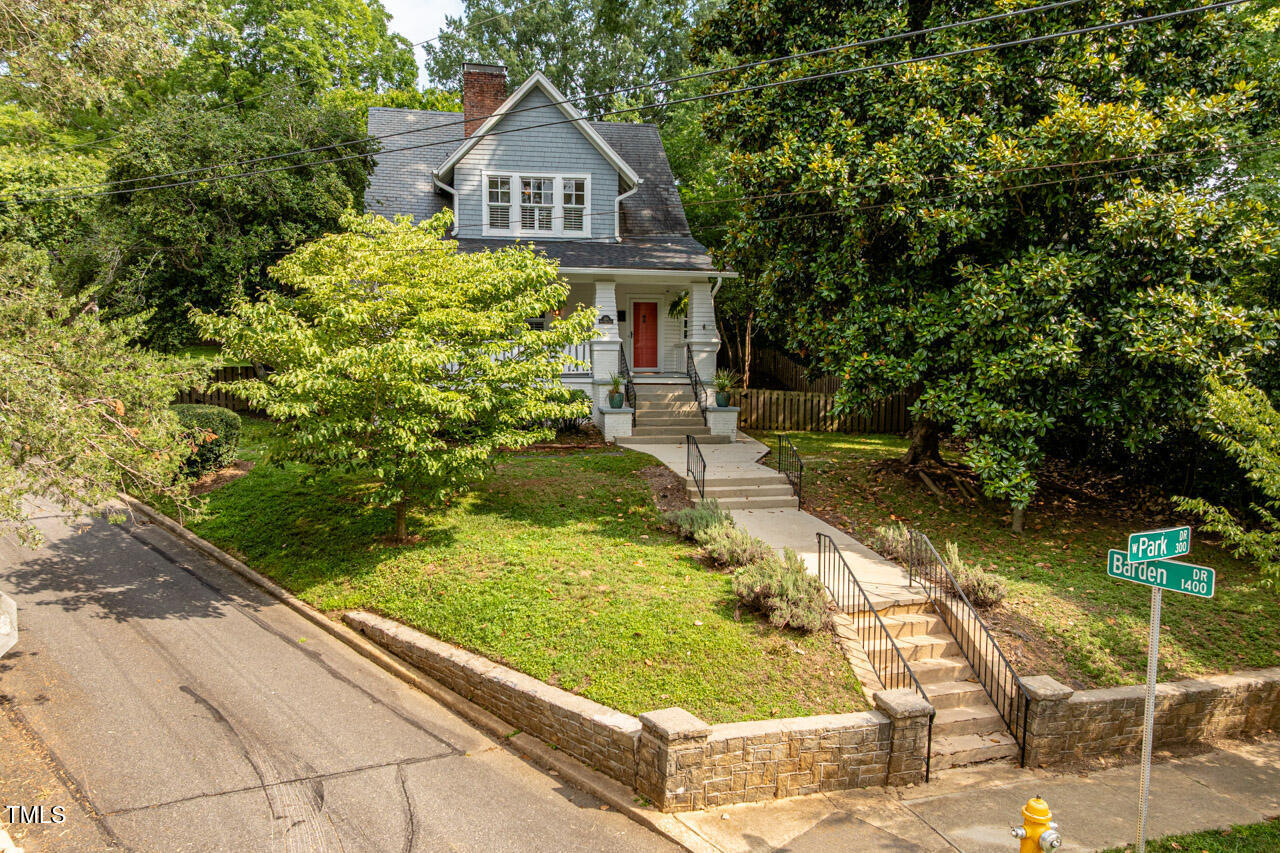Property Photo: 301 W Park Drive NC 27605