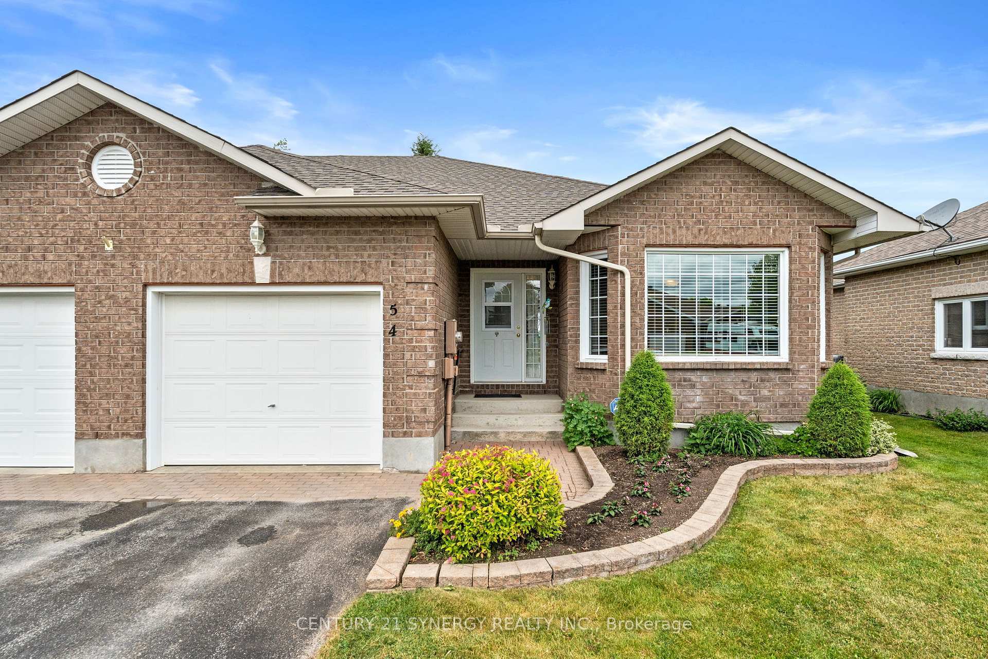 Photo de la propriété: 54 Dr Gordon Crescent ON K0G 1J0