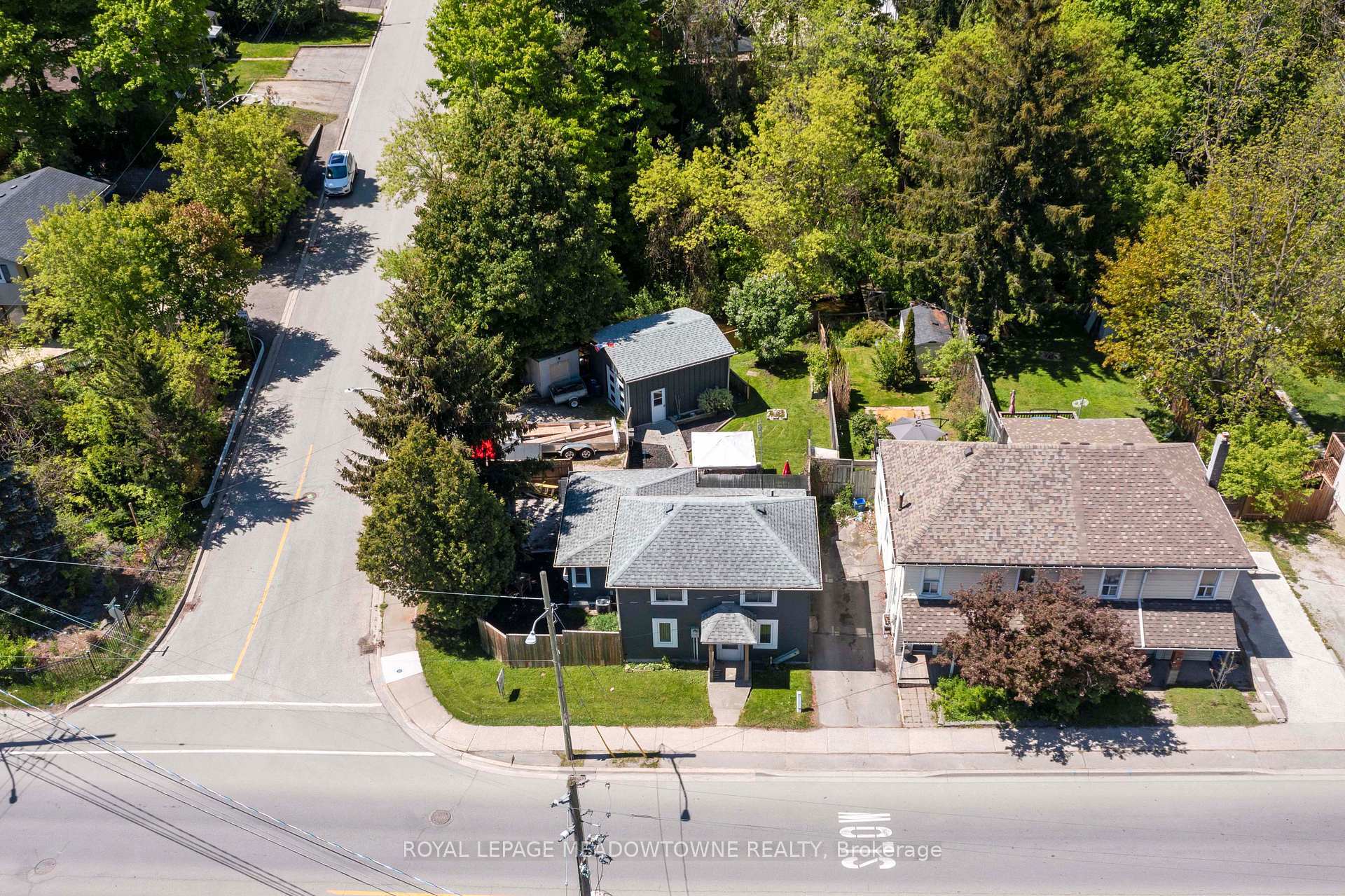 Photo de la propriété: 46 Main Street S ON L7J 1X4