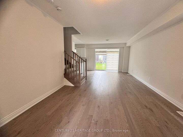 Property Photo:  24 Tamworth Terrace  ON L9J 0L5 