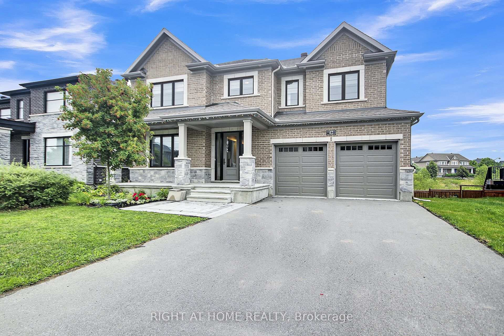 Property Photo: 42 Conch Way ON K4M 0M4