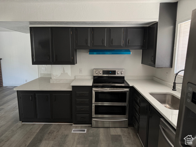 Property Photo:  209 E Jordan View Cir 52  UT 84070 