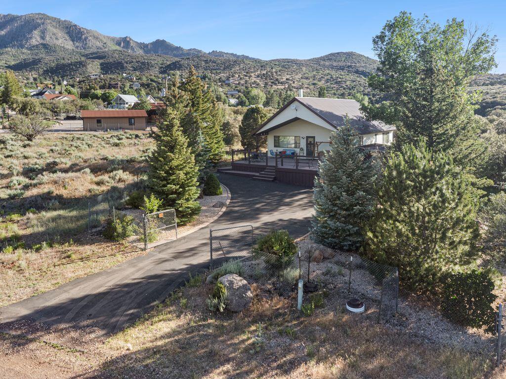 Property Photo: 214 S Terry Parkway UT 84781
