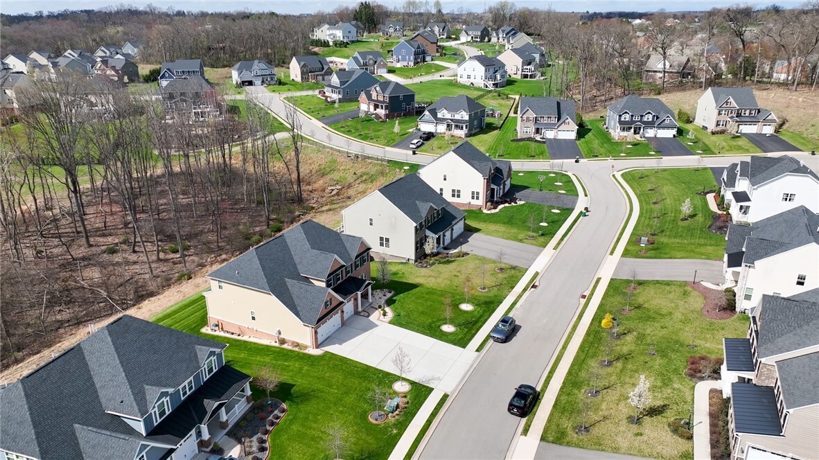 Property Photo: 1905 Kimberly Ct PA 15143