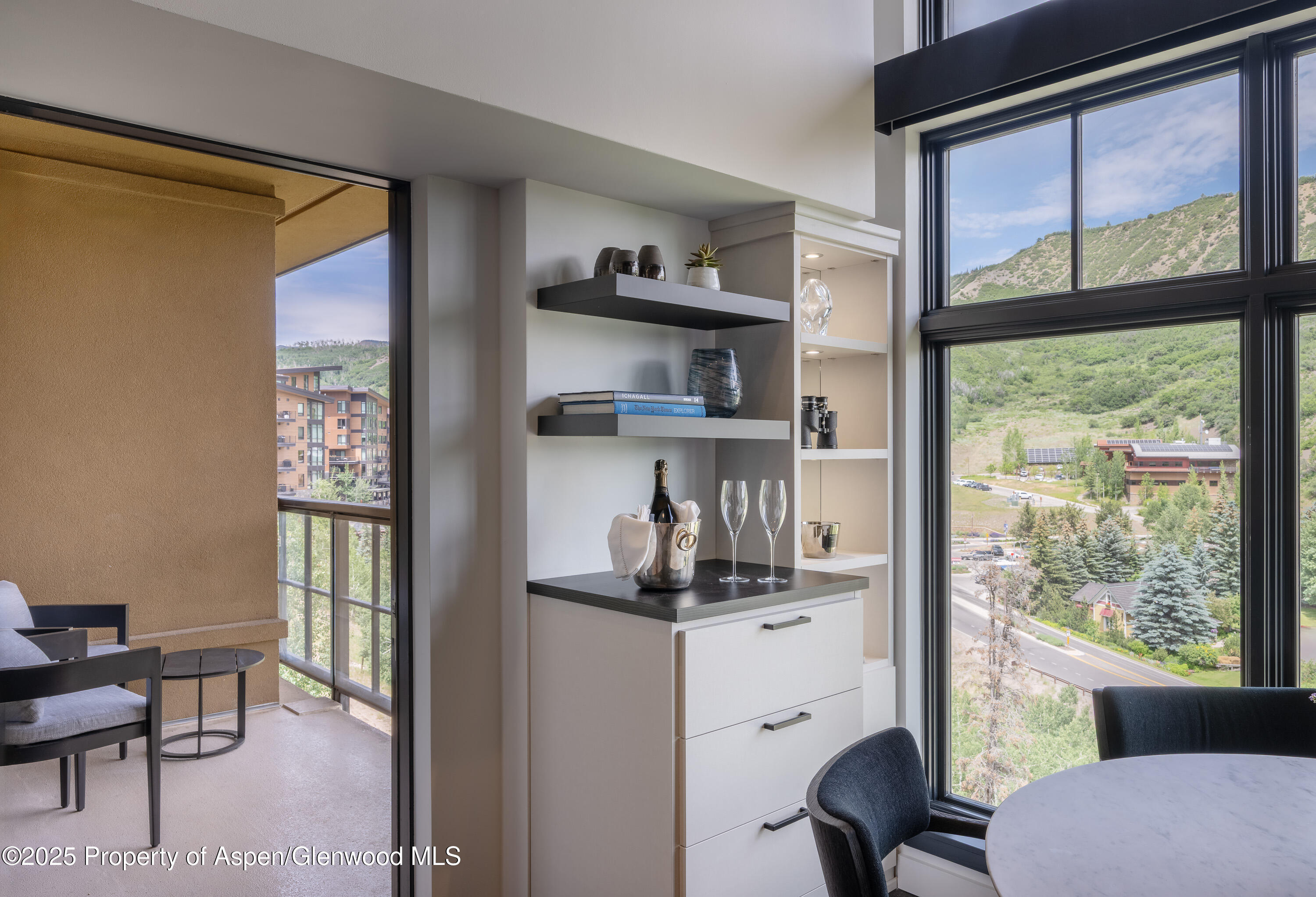 Property Photo:  130 Wood Road 706  CO 81615 