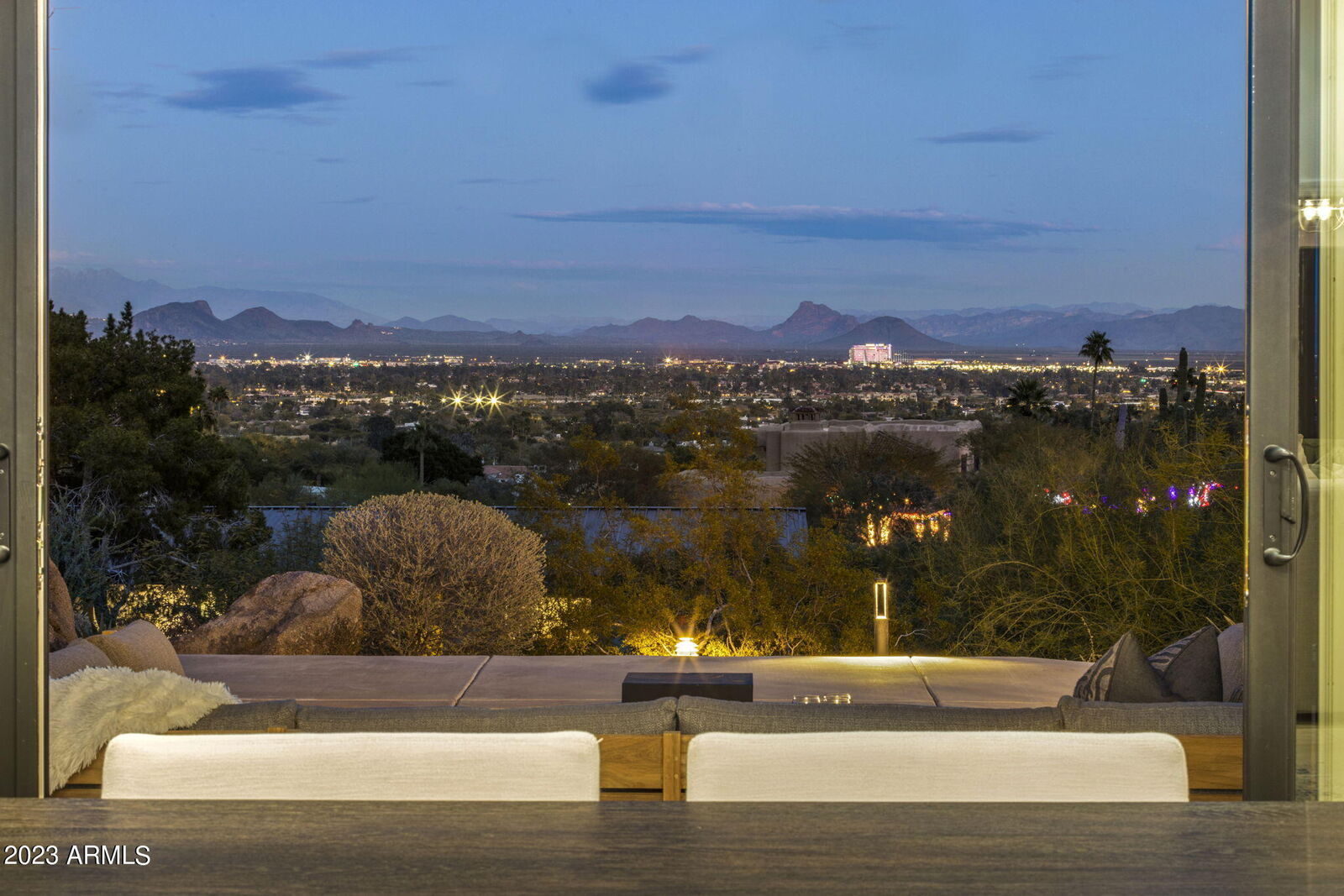 Property Photo:  5849 E Hummingbird Lane  AZ 85253 