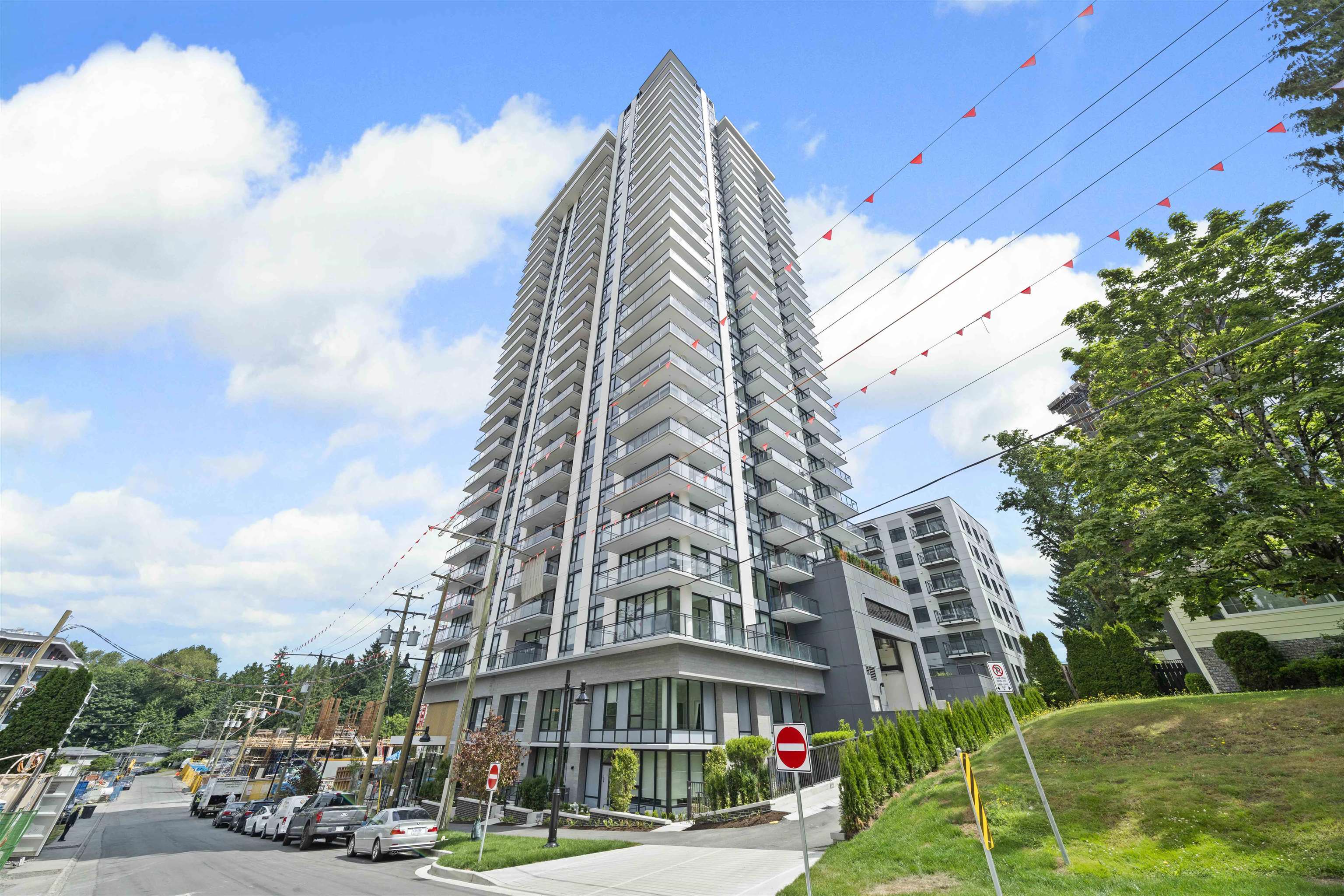 Property Photo:  626 Claremont Street 906  BC V3J 3T4 