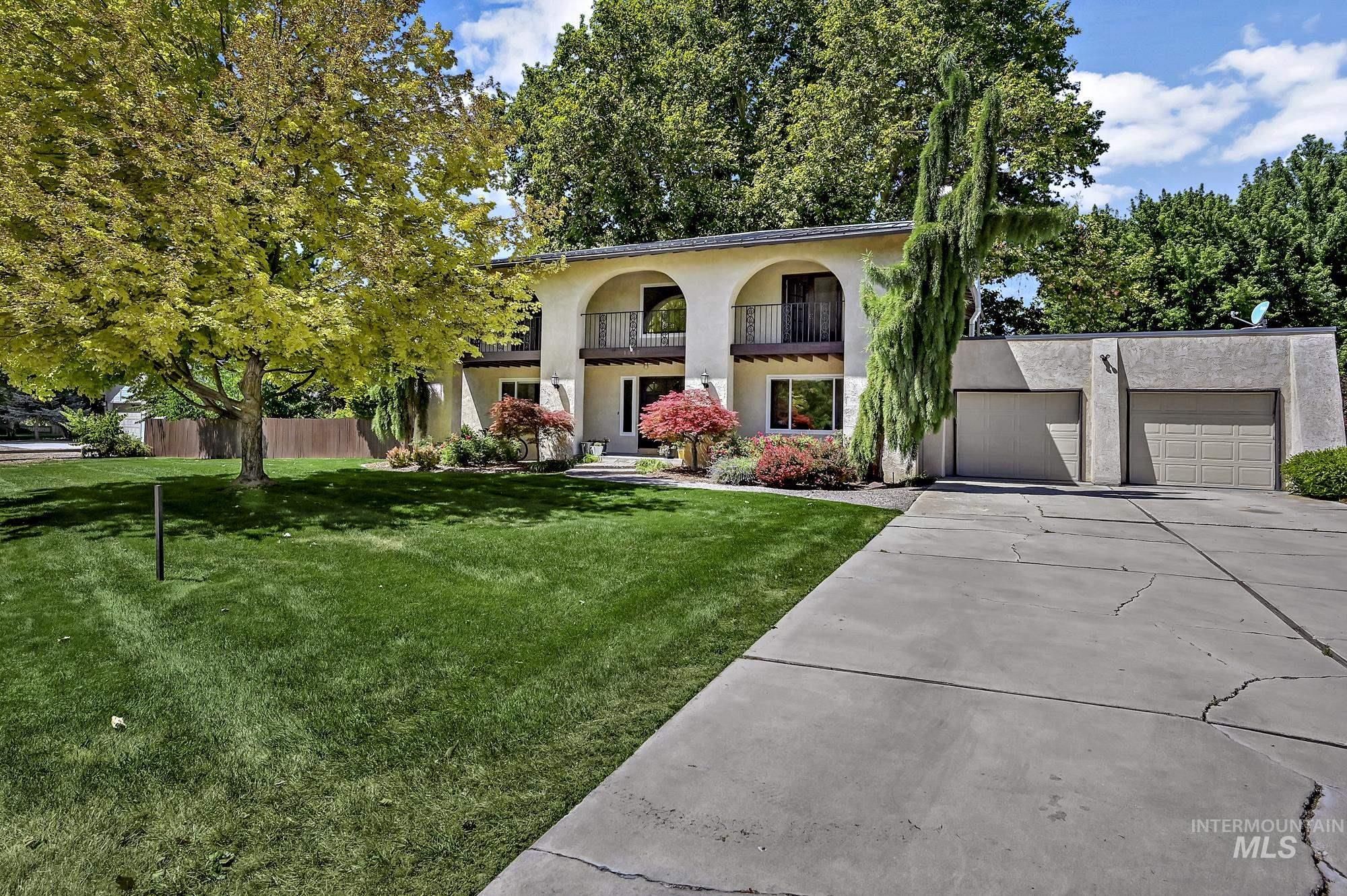 Property Photo: 1067 N Arlington Dr ID 83616