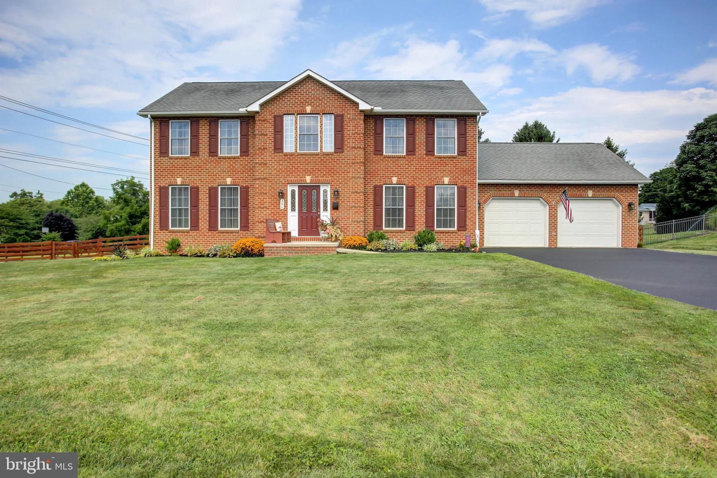 Property Photo: 386 Strickler Avenue PA 17268