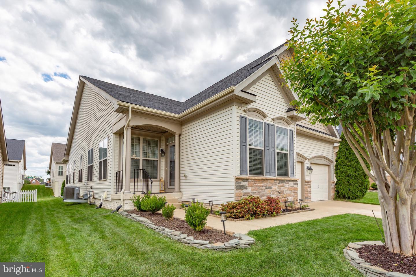 Property Photo: 6020 E Greenbrier River Road E VA 22407