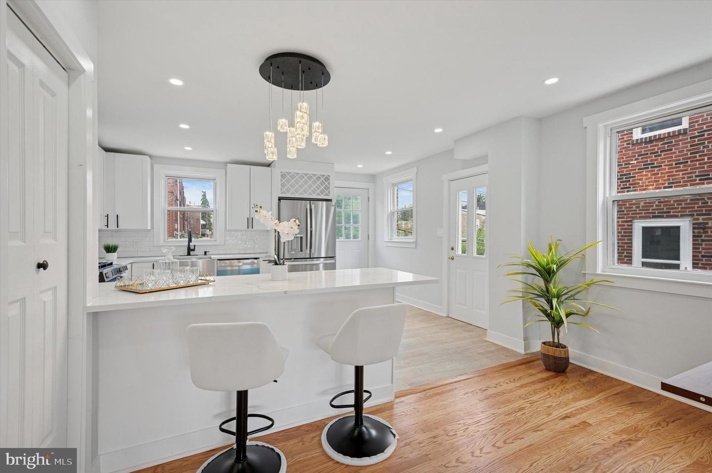 Property Photo: 967 E Vernon Road PA 19150