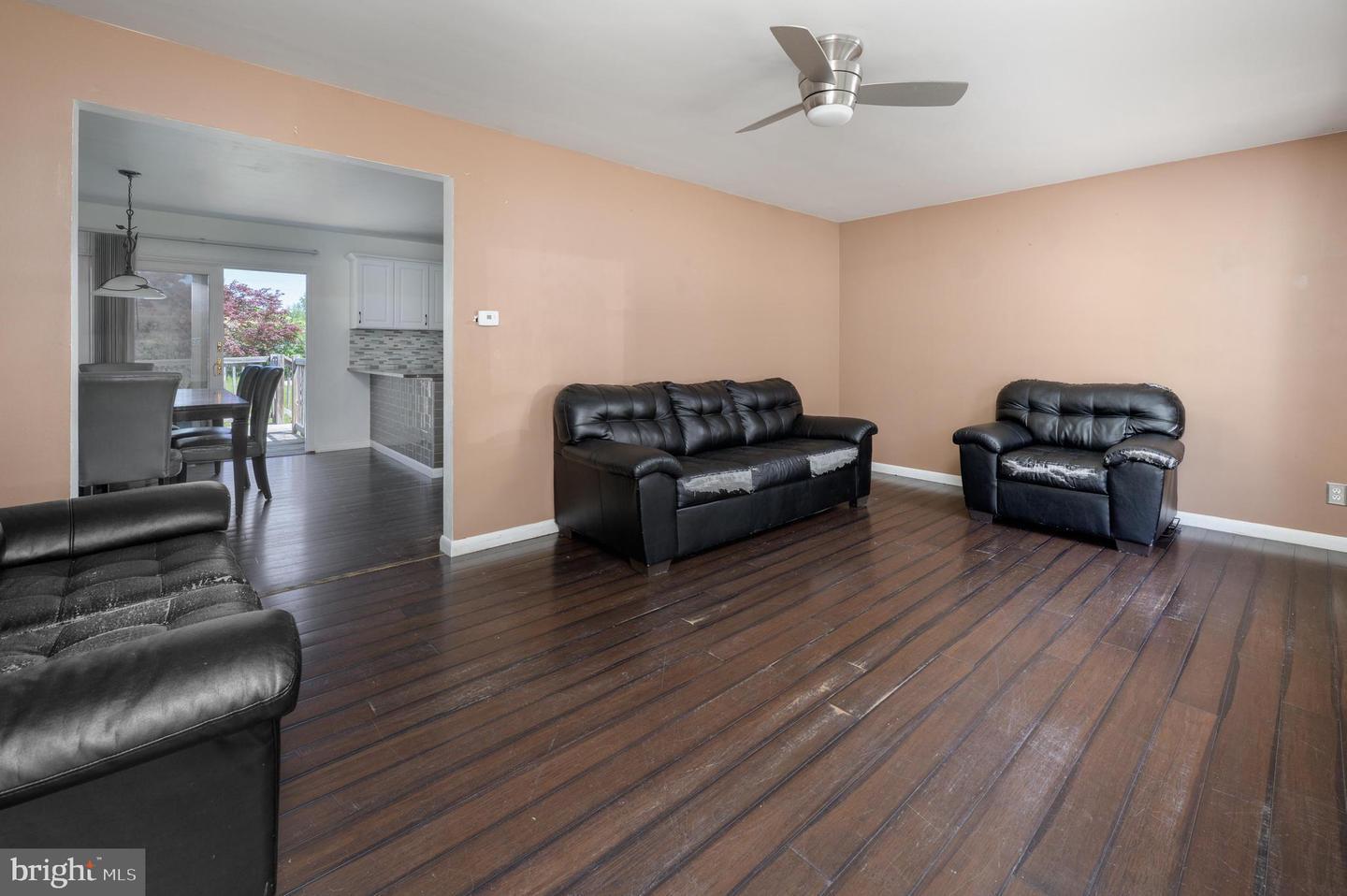 Property Photo: 1654 Washington Avenue NJ 08361
