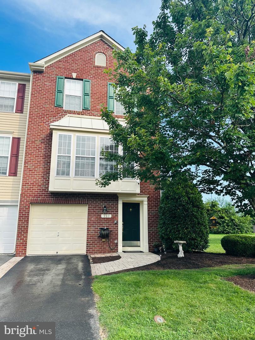 Property Photo: 737 Wye Oak Drive MD 21826