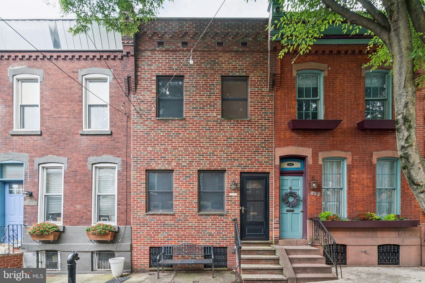 857 N Taylor Street  Philadelphia PA 19130 photo