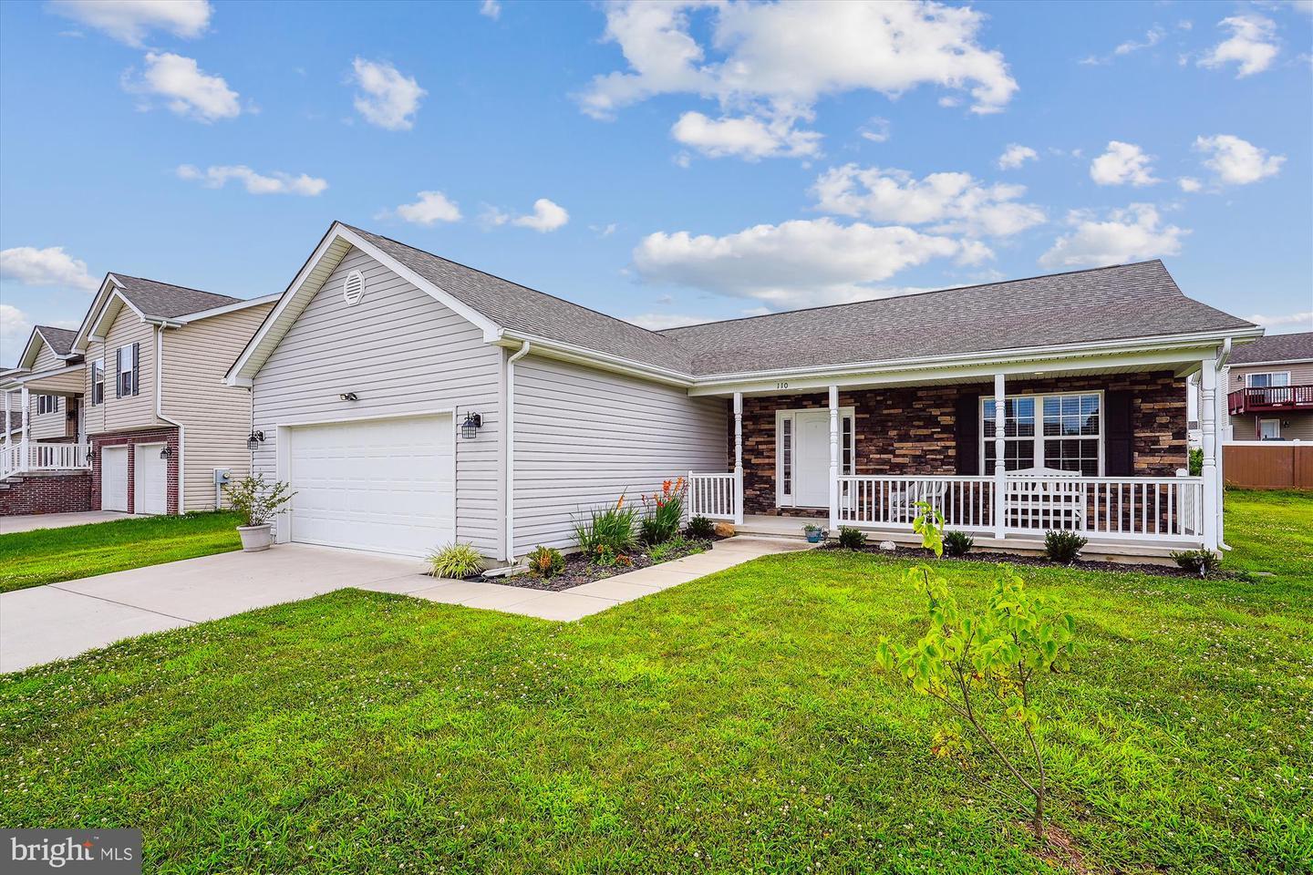 Property Photo: 110 Jabez Drive WV 25405