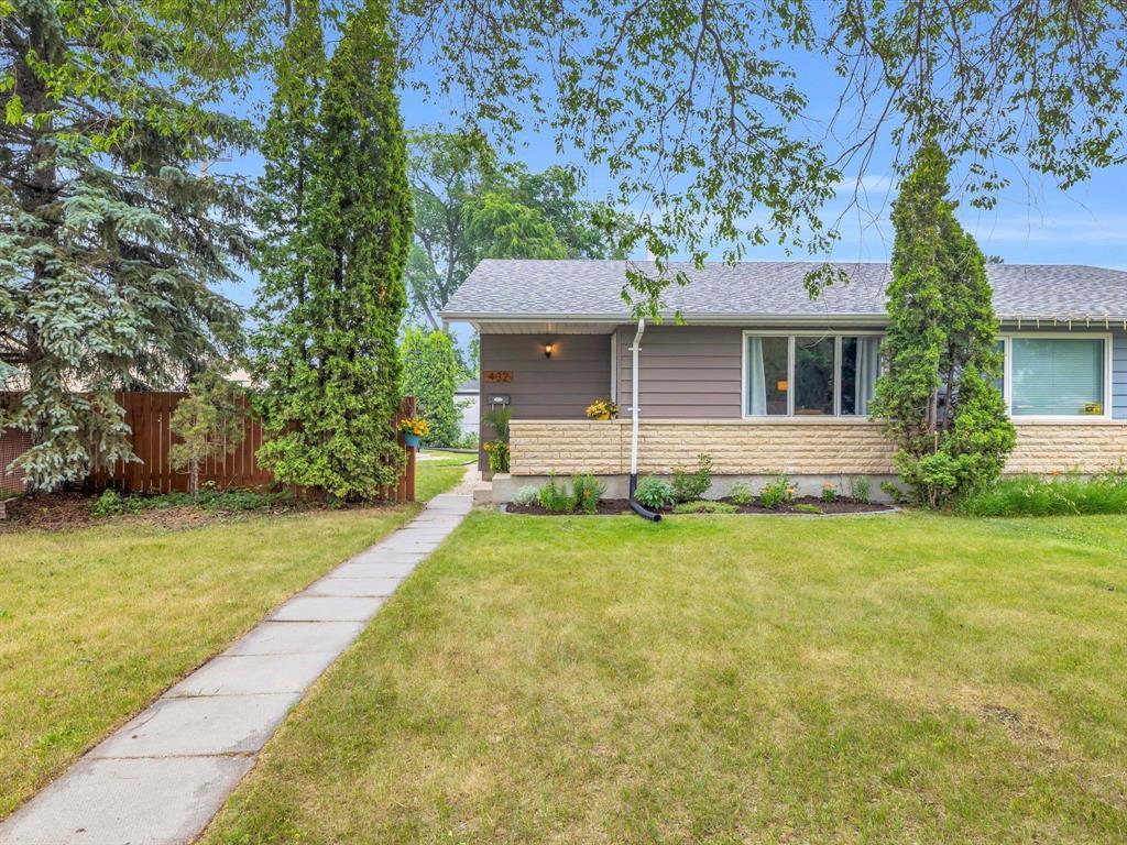 Photo de la propriété:  432 Hillary Crescent  MB R2Y 0Y7 