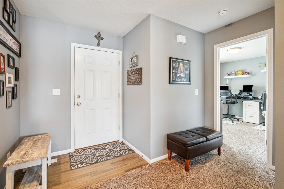 Property Photo:  8903 Norway Drive NE  IA 52402 