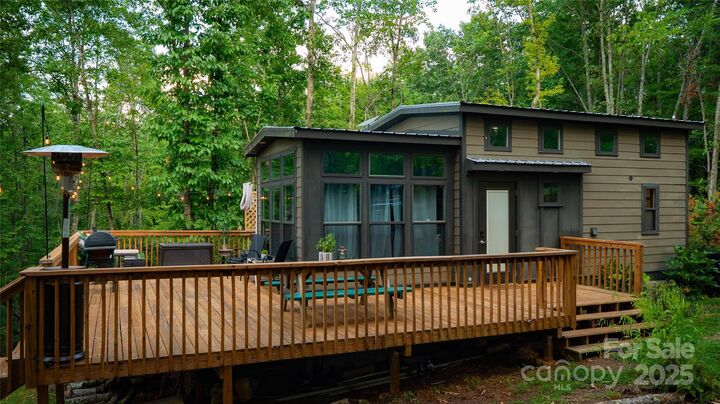Property Photo: 221 Summerfield Lane NC 28139