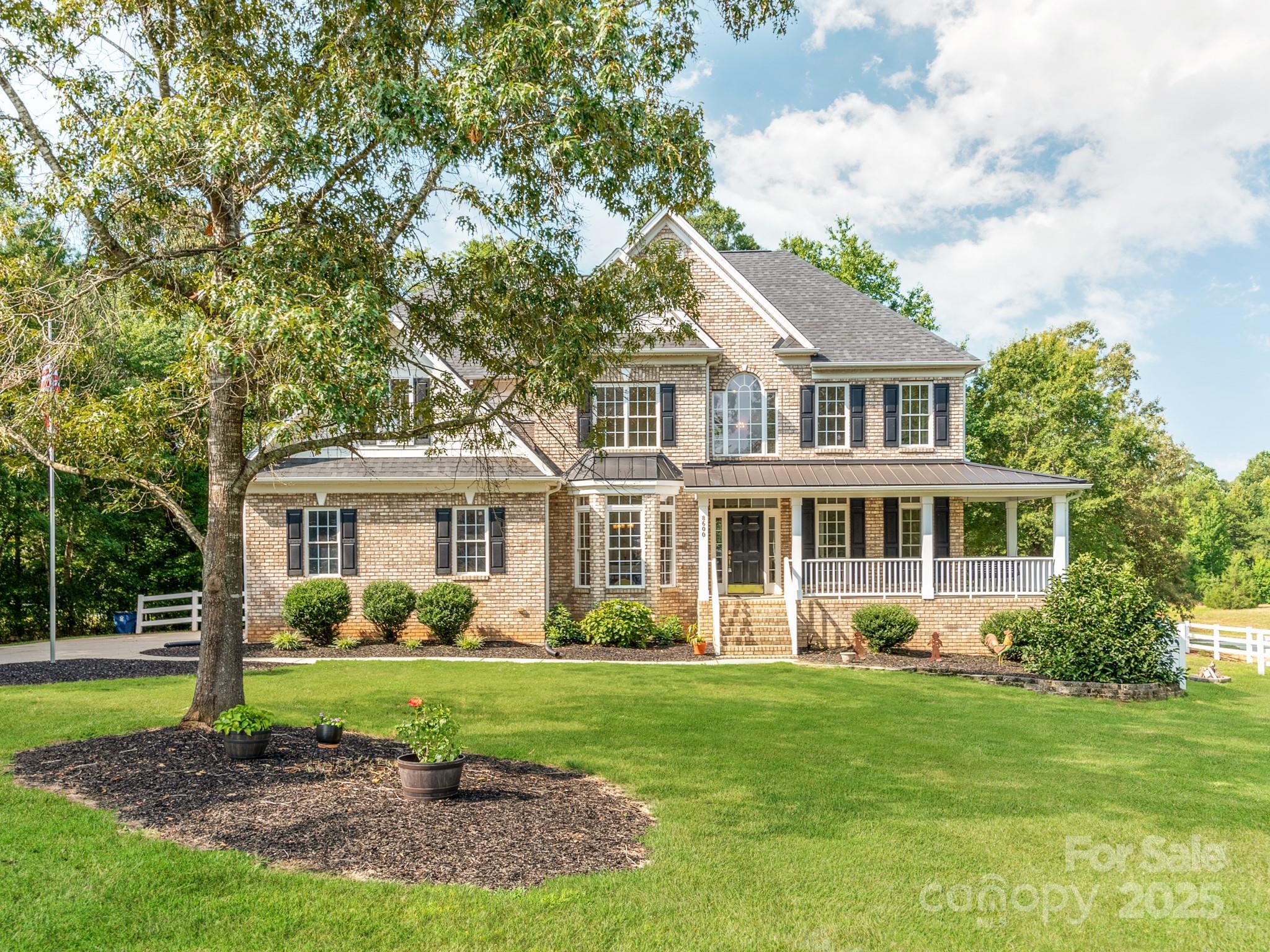 Property Photo: 8600 Haydens Way NC 28025