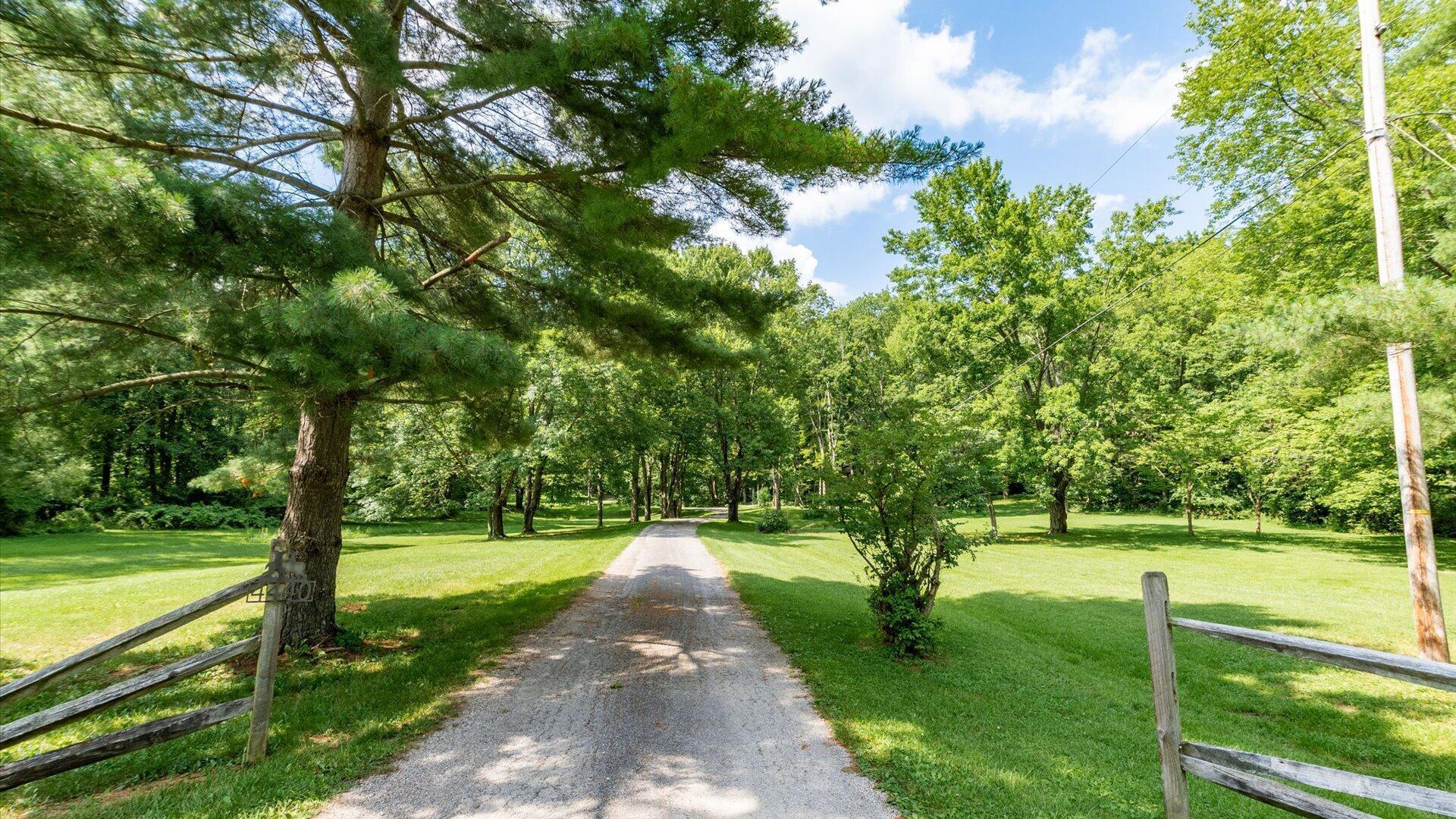 Property Photo:  4444 Price NE Road  OH 43055 