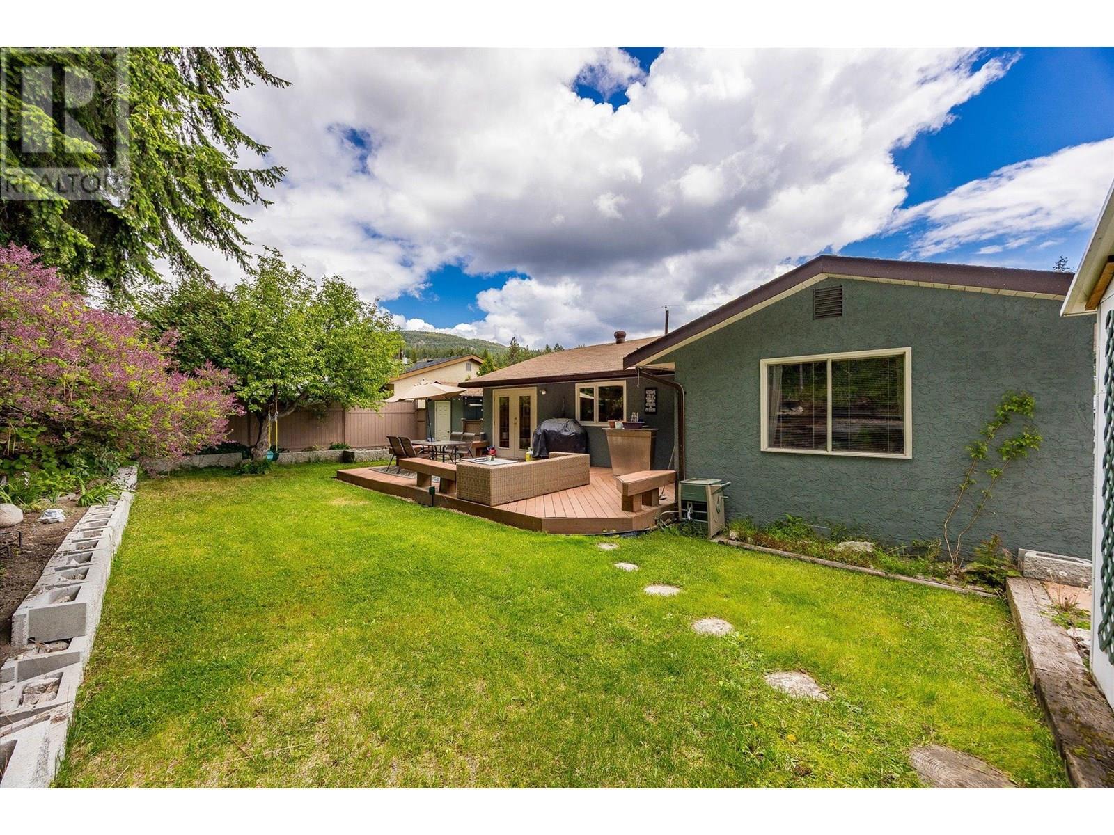Property Photo: 3116 Webber Road BC V4T 1E7