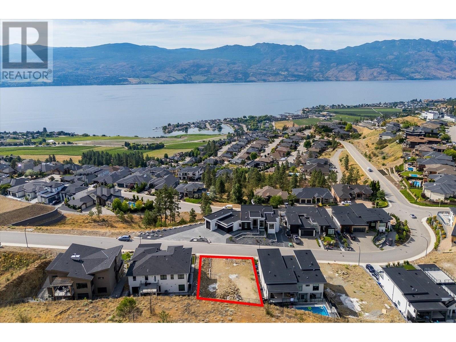 1432 Vineyard Drive  West Kelowna BC V4T 3B4 photo