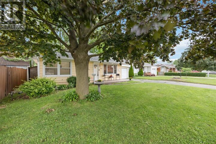 Photo de la propriété: 298 Lorne Avenue ON N8A 2Z2
