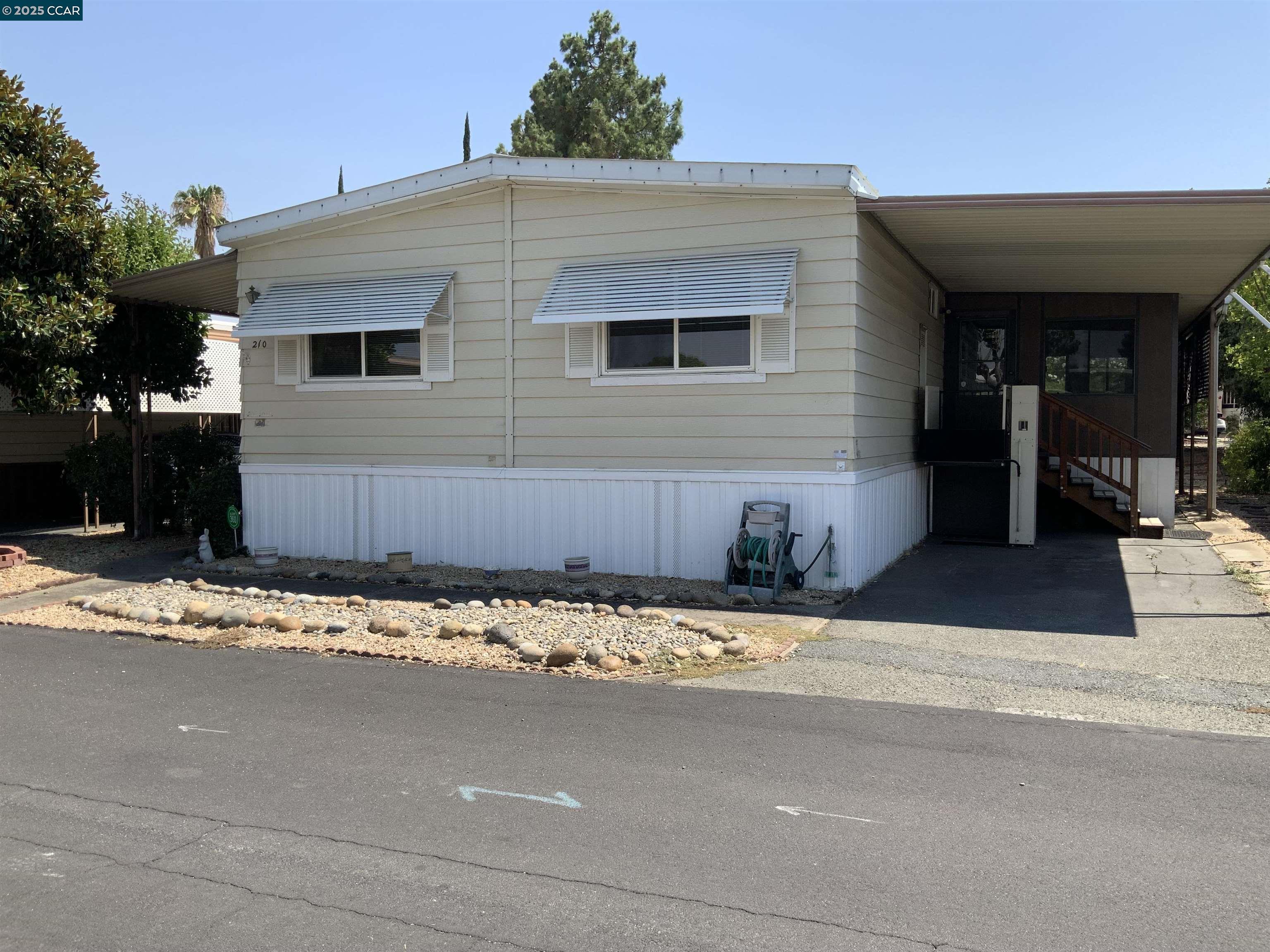 210 Kona Cr.  Pittsburg CA 94565 photo