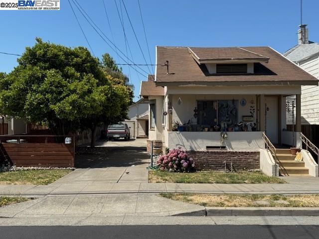 3208 Washington St  Alameda CA 94501 photo