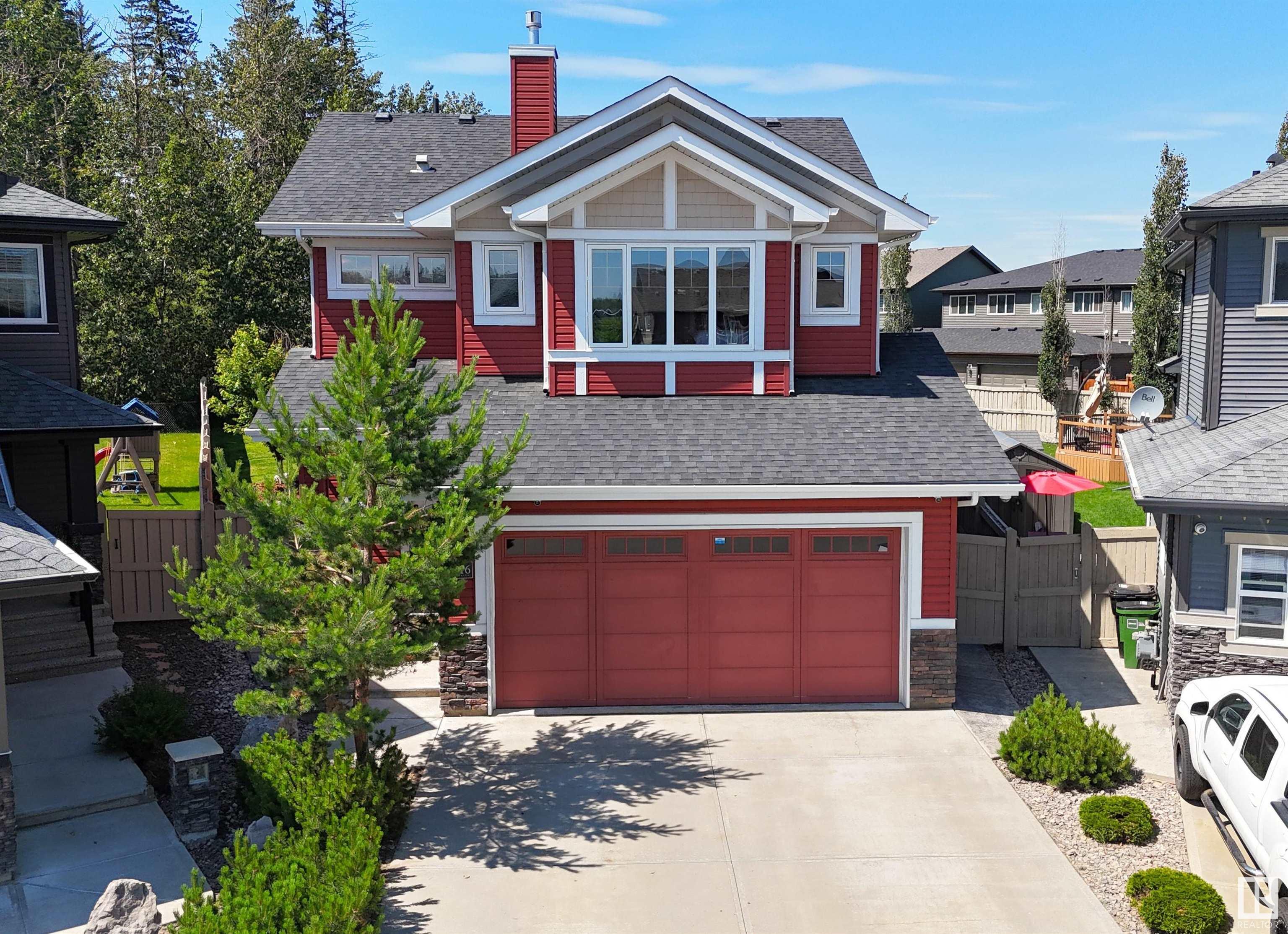 Property Photo:  5616 Edworthy Court NW  AB T6M 0N7 