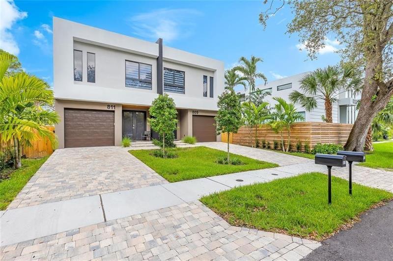 Property Photo: 811 SW 10th Terrace FL 33315