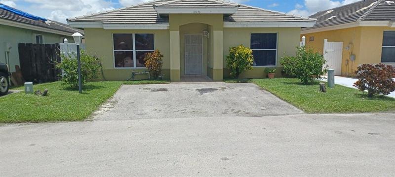 Property Photo: 18476 NW 52nd Path FL 33055
