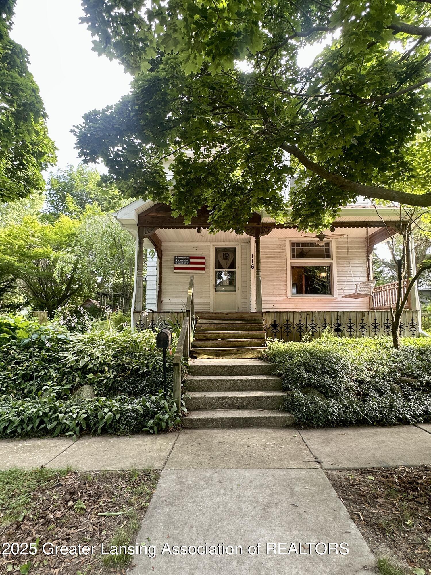 Property Photo: 116 E Elm Street MI 48854