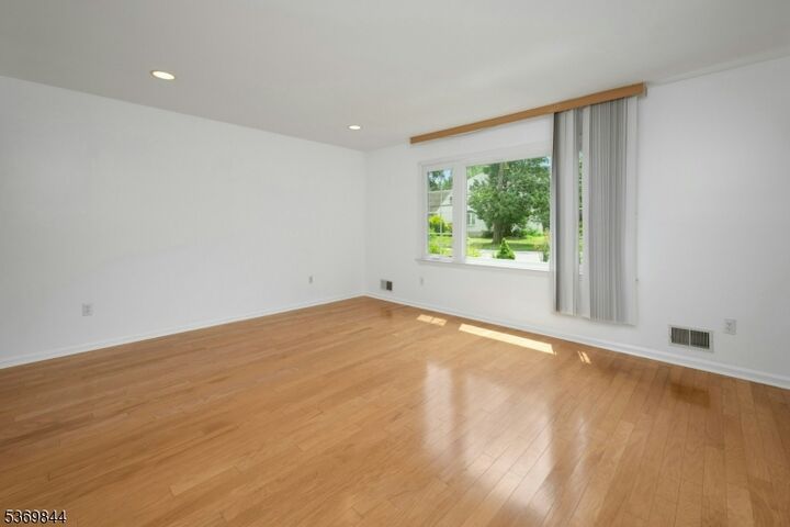 Property Photo: 208 Hiawatha Blvd NJ 07034