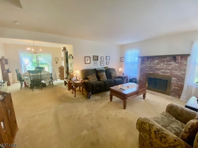 Property Photo: 91 Crickhollow Ct NJ 08844
