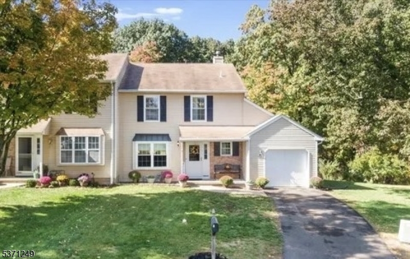 Property Photo: 7 Paiute Trl NJ 08876
