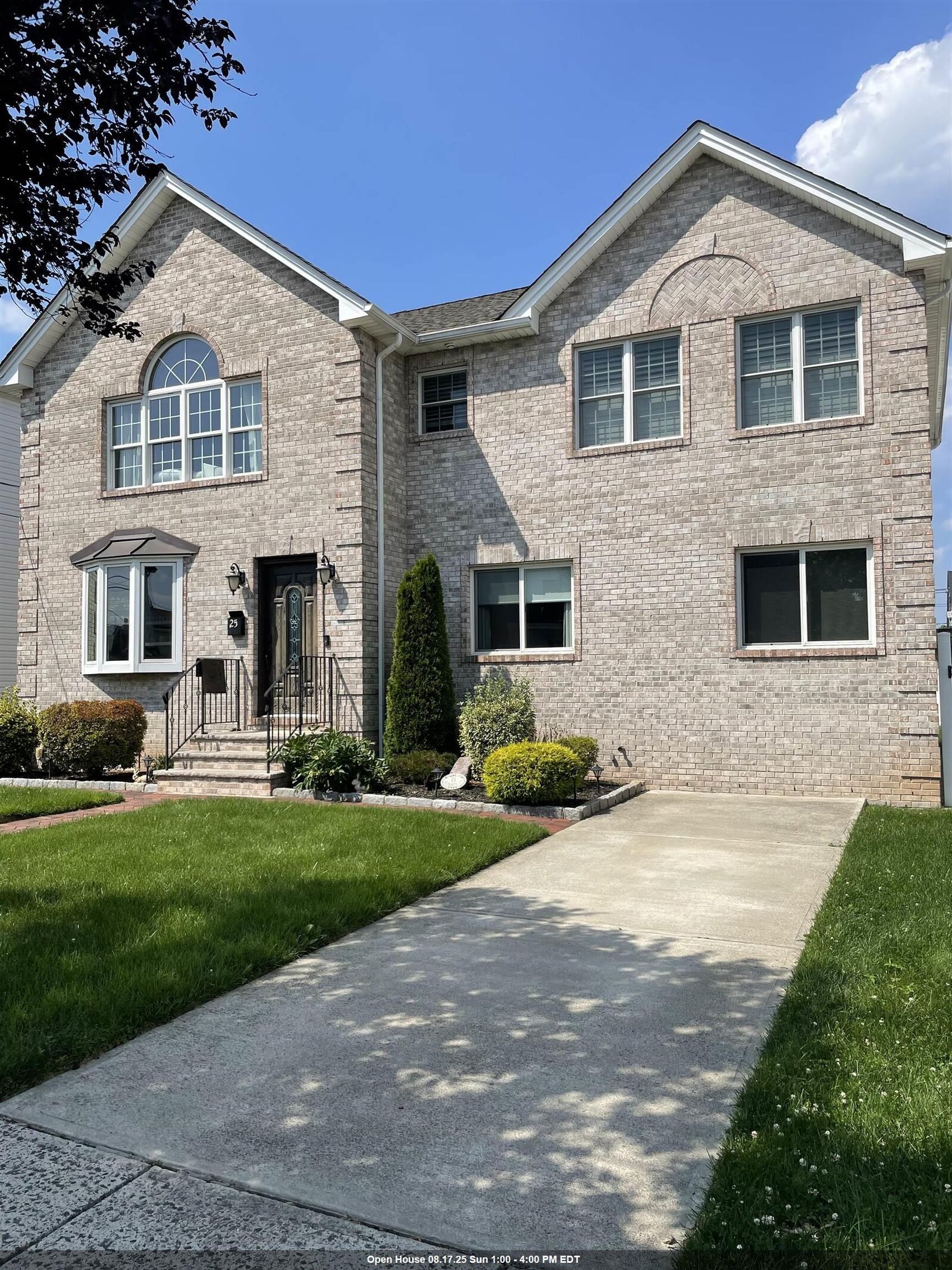 Property Photo: 25 Elizabeth Ct NJ 07094