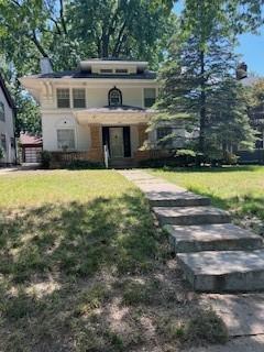 809 W Gregory Boulevard  Kansas City MO 64114 photo