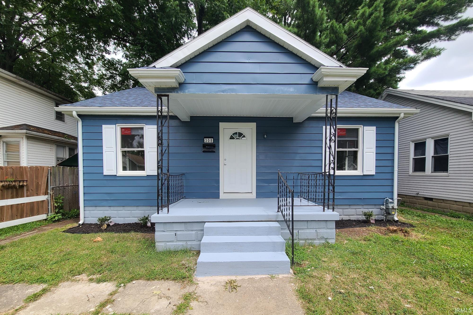 Property Photo: 308 E Missouri Street IN 47711