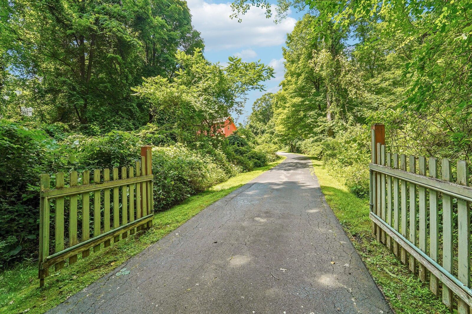 Property Photo:  233 Nichols Street  NY 10512 