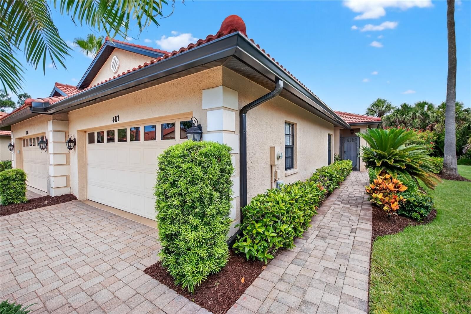 Property Photo:  4117 Bella Pasque  FL 34293 