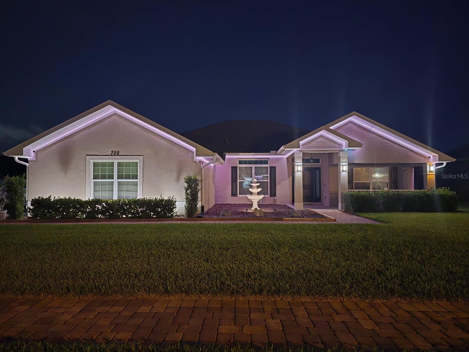 Property Photo: 702 Country Walk Cove FL 33839