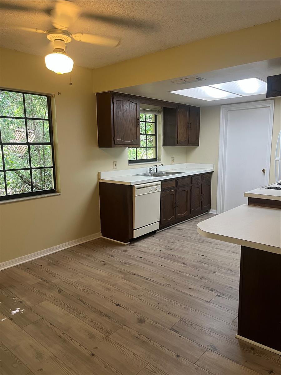 Property Photo: 1506 E 1st Avenue FL 32757