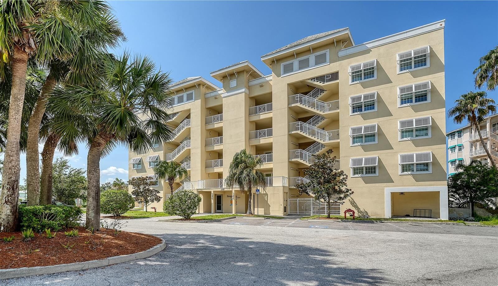 Property Photo: 250 Hidden Bay Drive 302 FL 34229