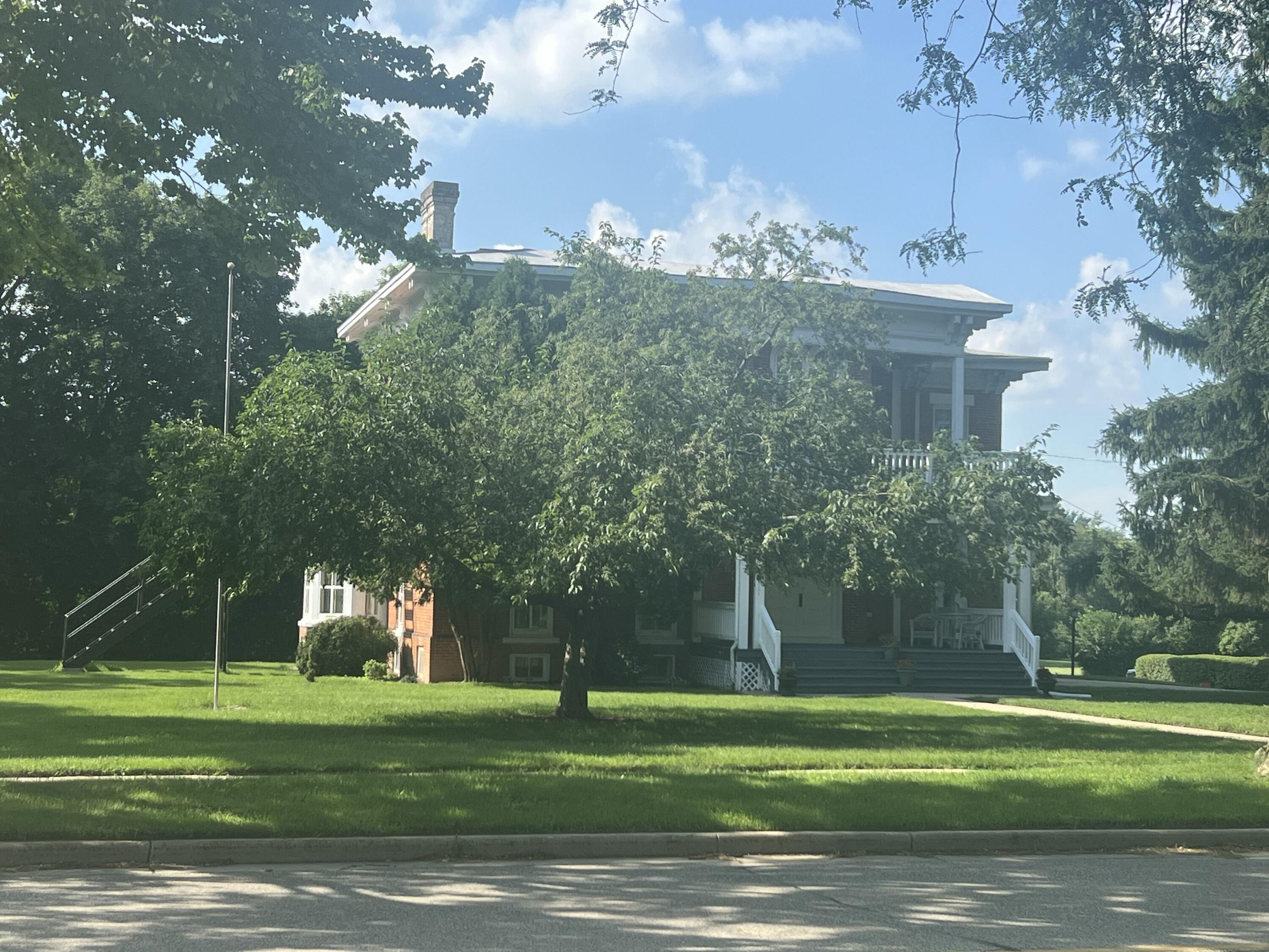 Property Photo: 965 Racine St WI 53115