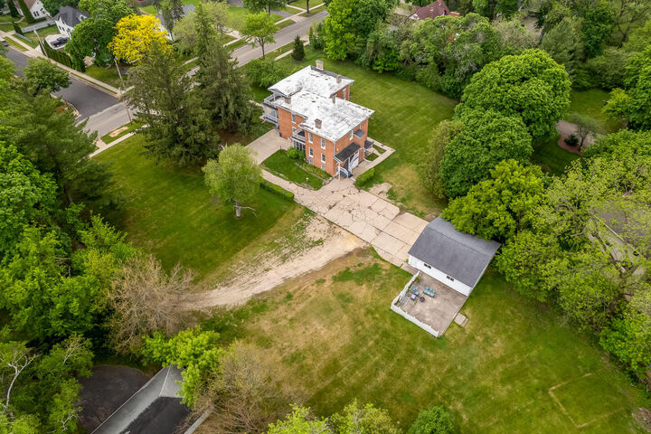 Property Photo:  965 Racine St  WI 53115 
