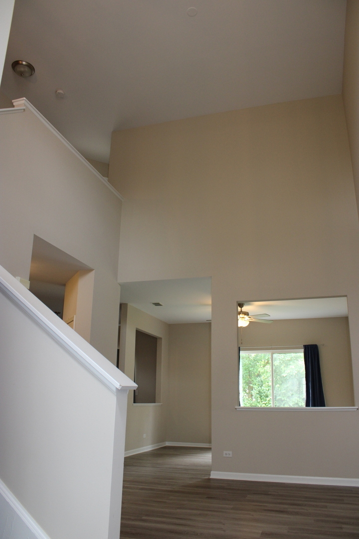 Property Photo: 281 Nicole Drive B IL 60177