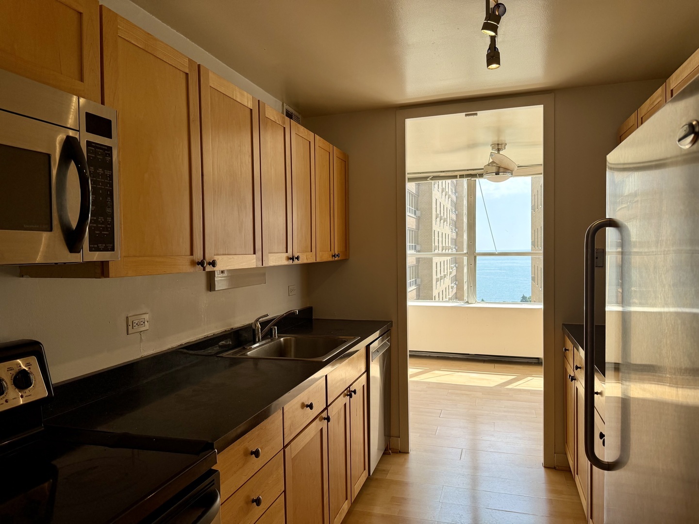 Property Photo: 655 W Irving Park Road 1801 IL 60613