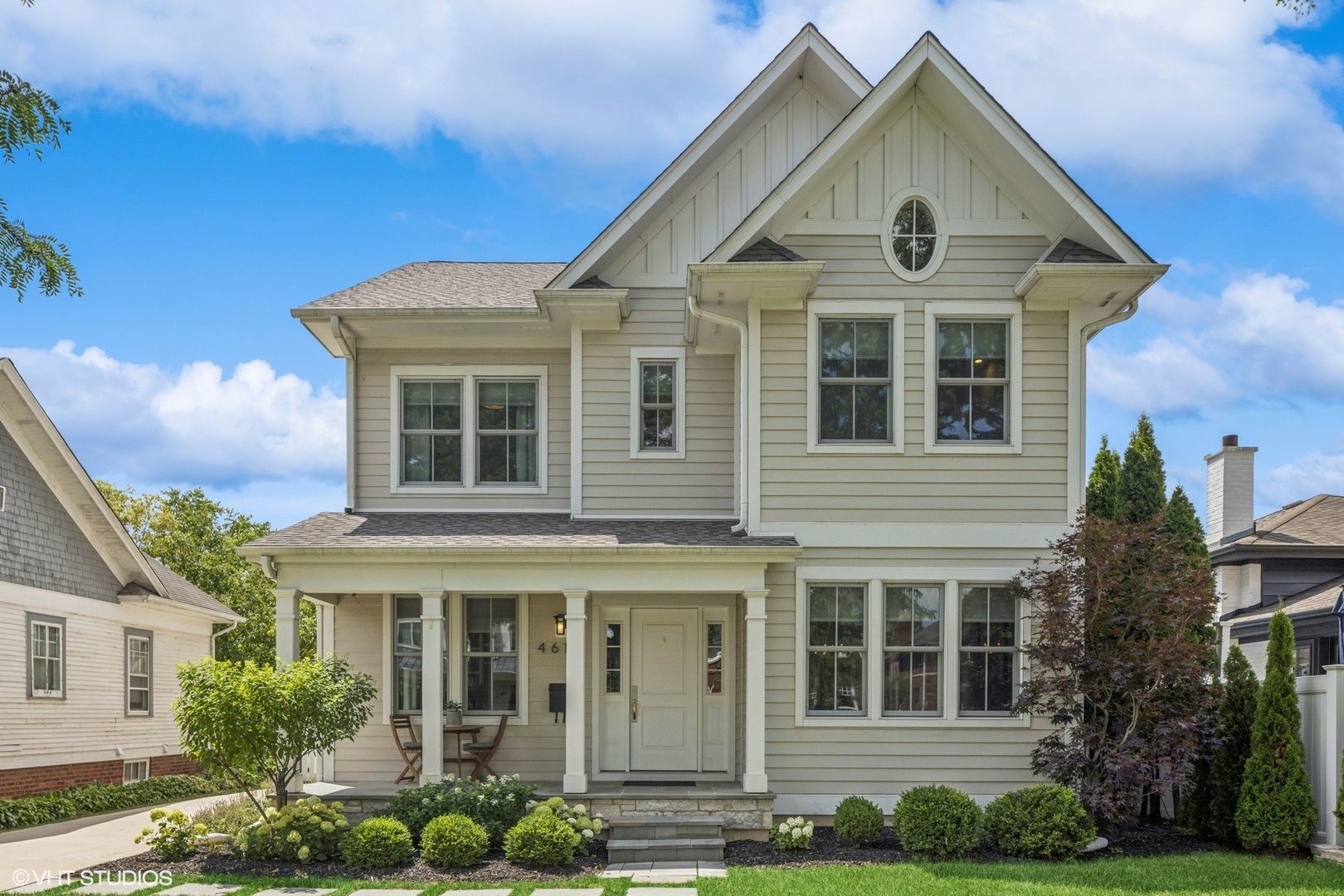 Property Photo:  4612 Franklin Avenue  IL 60558 